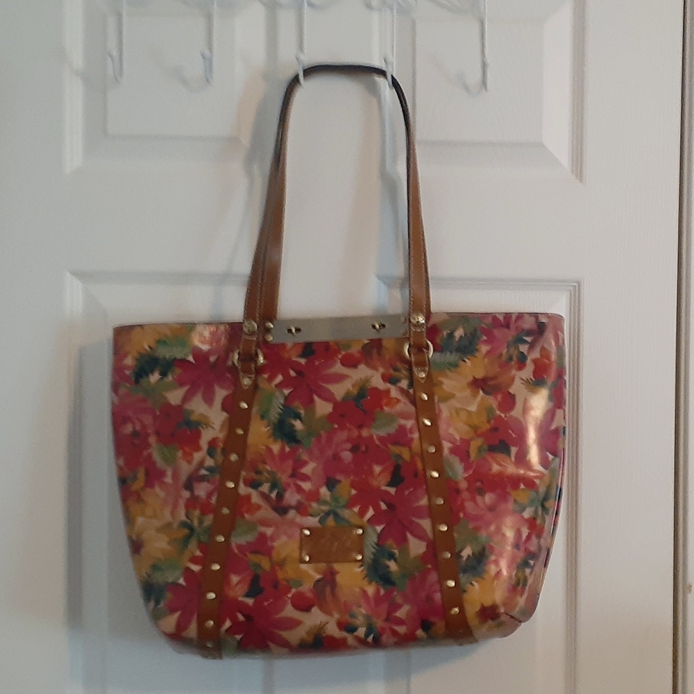 PATRICIA NASH TOTE BAG,  GOLDEN RUSTIC FLORAL,  NWOT, BEAUTIFUL LEATHER BAG